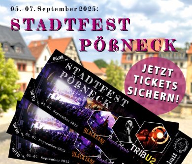 Start Kartenvorverkauf Stadtfest Drei Eintrittskarten, im Hintergrund verschwommen der Pößnecker Marktplatz