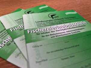 Nahaufnahme Heft Fischereierlaubnisschein